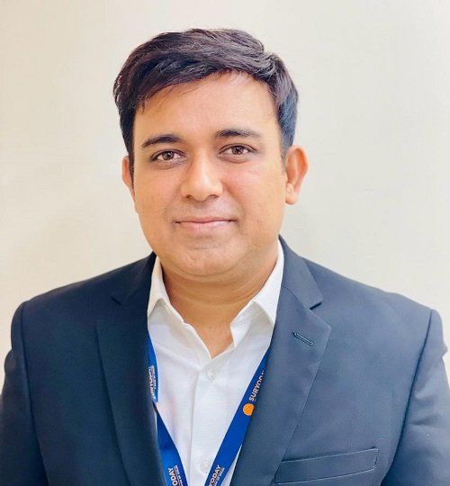 gunjan narang, banking professional