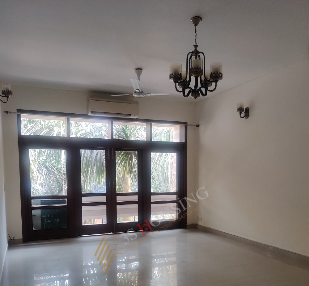 B 178 east of Kailash 4 3 Bhk Flats B 178 east of Kailash 4 3 Bhk Flats