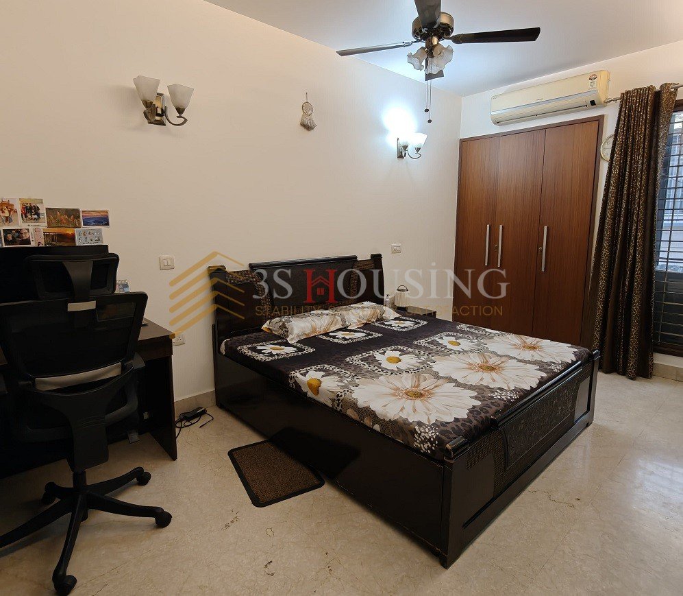EOK, C-29 6, 4 BHK Apartment East of Kailash EOK, C-29 6, 4 BHK Apartment East of Kailash