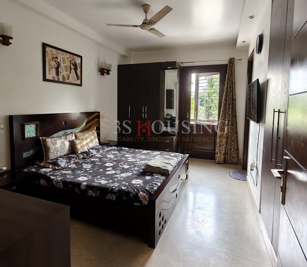 EOK, C-29 7, 4 BHK Apartment East of Kailash EOK, C-29 7, 4 BHK Apartment East of Kailash