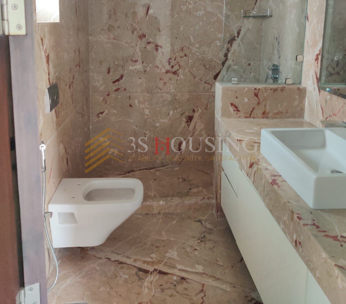 Gk1-S 69, 3 Greater Kailash-1 Gk1-S 69, 3 Greater Kailash-1