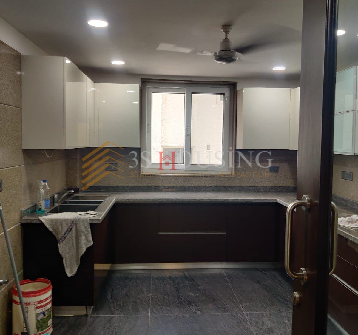 Gk1-S 69, 5 Greater Kailash-1 Gk1-S 69, 5 Greater Kailash-1