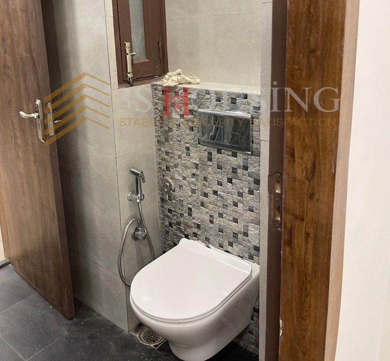 3 bhk Lajpat nagar f6 2 3 bhk Lajpat nagar f6 2