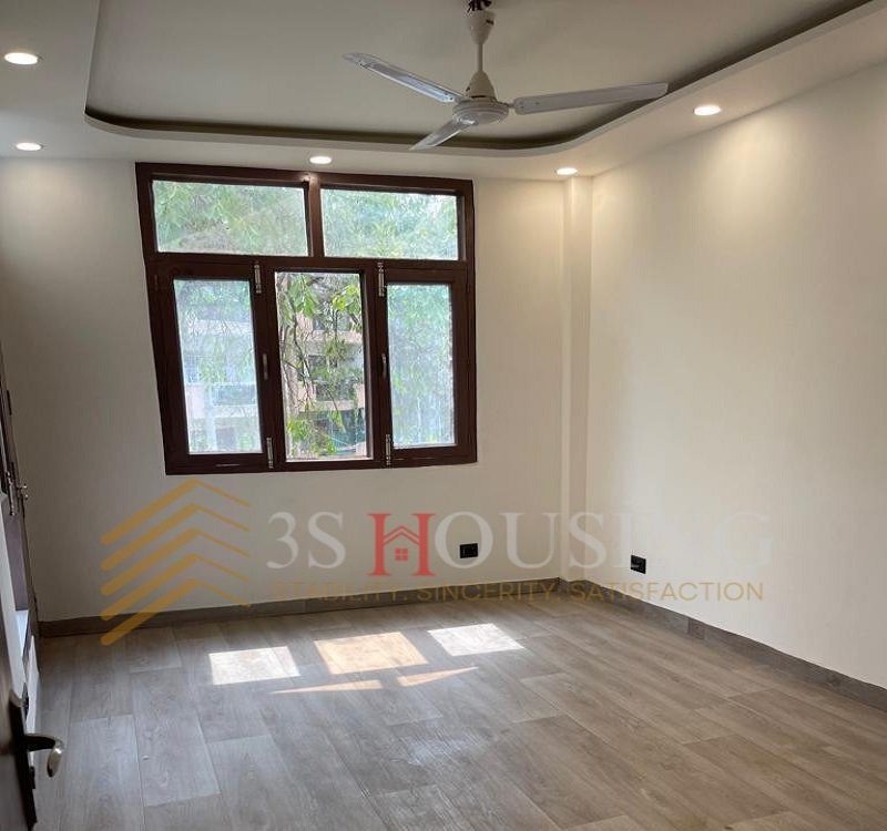 3 bhk Lajpat nagar f6 4 3 bhk Lajpat nagar f6 4