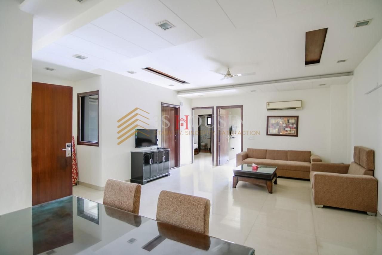 W-51, GK1 1, Luxurious Duplex 7 BHK W-51, GK1 1, Luxurious Duplex 7 BHK